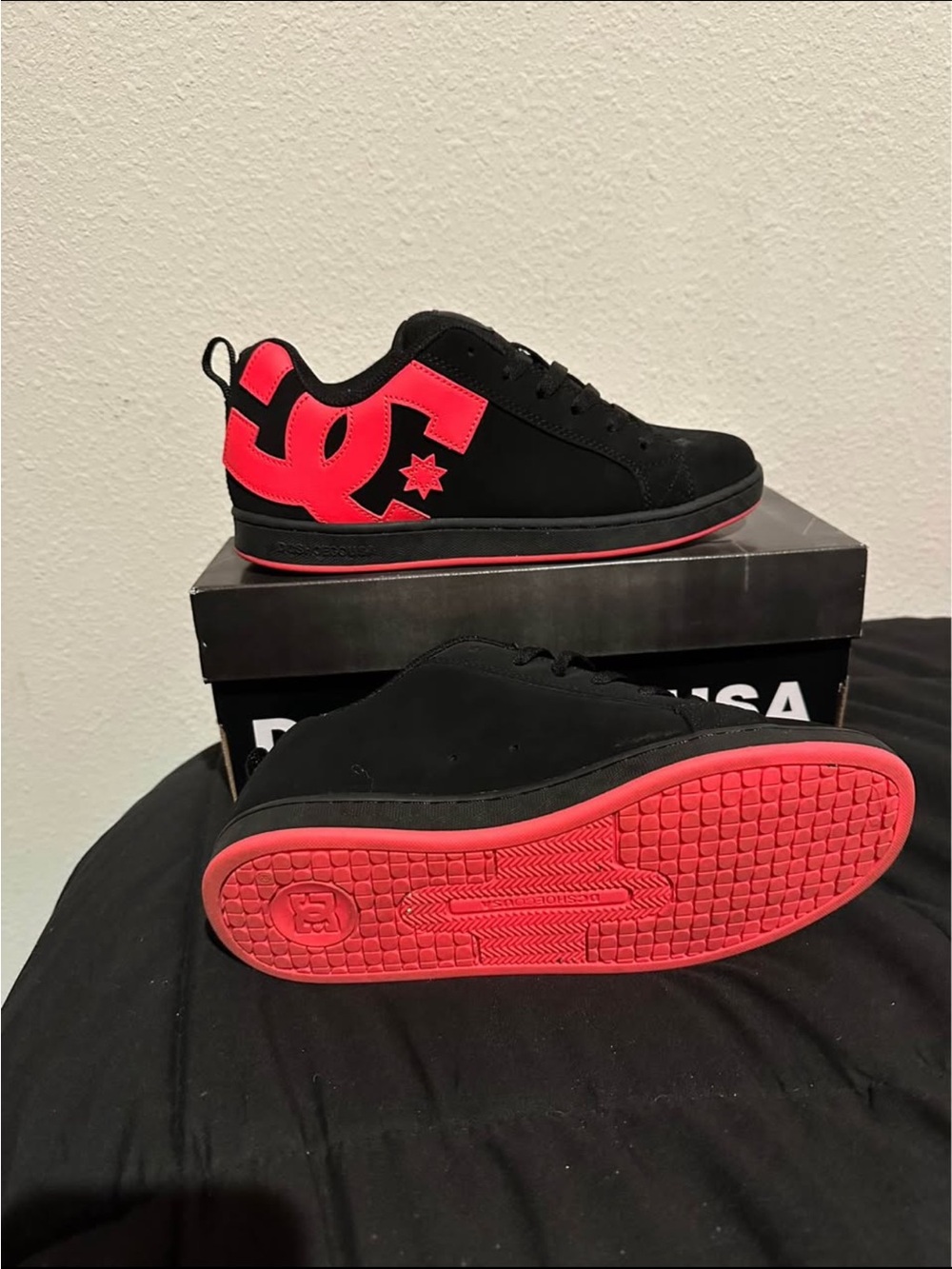 DC Kids Black Sneakers with Bright Pink Logo and Outsole Accent